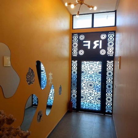 Beautiful Apartment Next To Airport Mohamed V Derroua Bagian luar foto