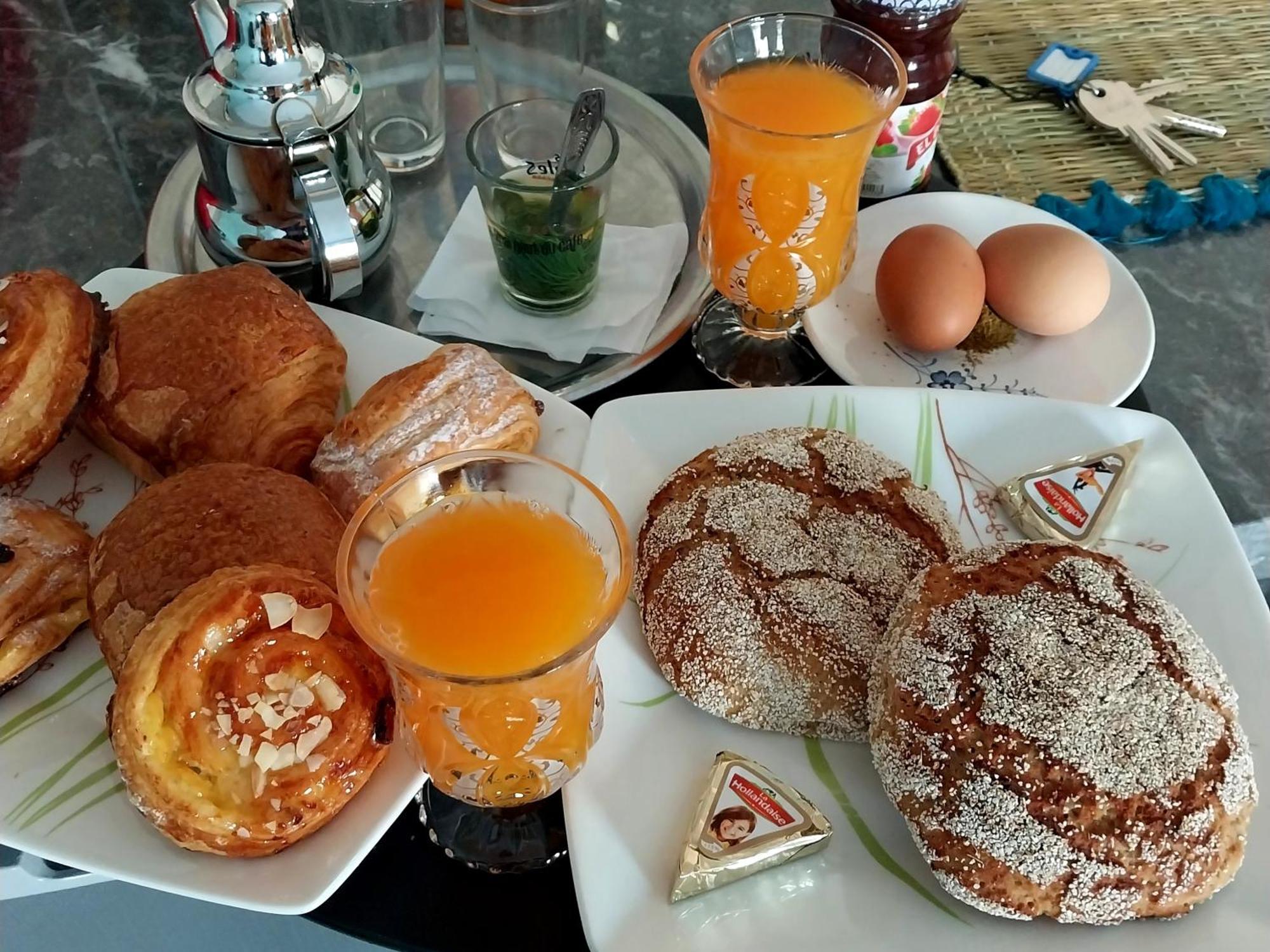 Beautiful Apartment Next To Airport Mohamed V Derroua Bagian luar foto