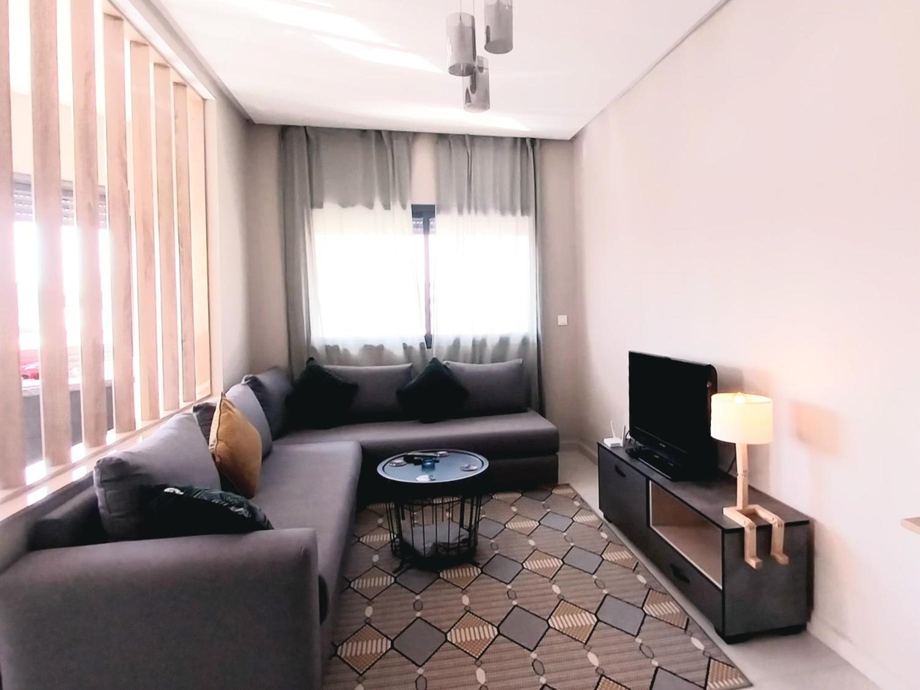 Beautiful Apartment Next To Airport Mohamed V Derroua Bagian luar foto
